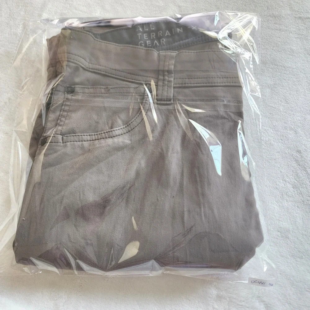 Wrangler ATG All Terrain Gear Mens Outdoor Hiking Pants Gray Brown 35x30 Grunge